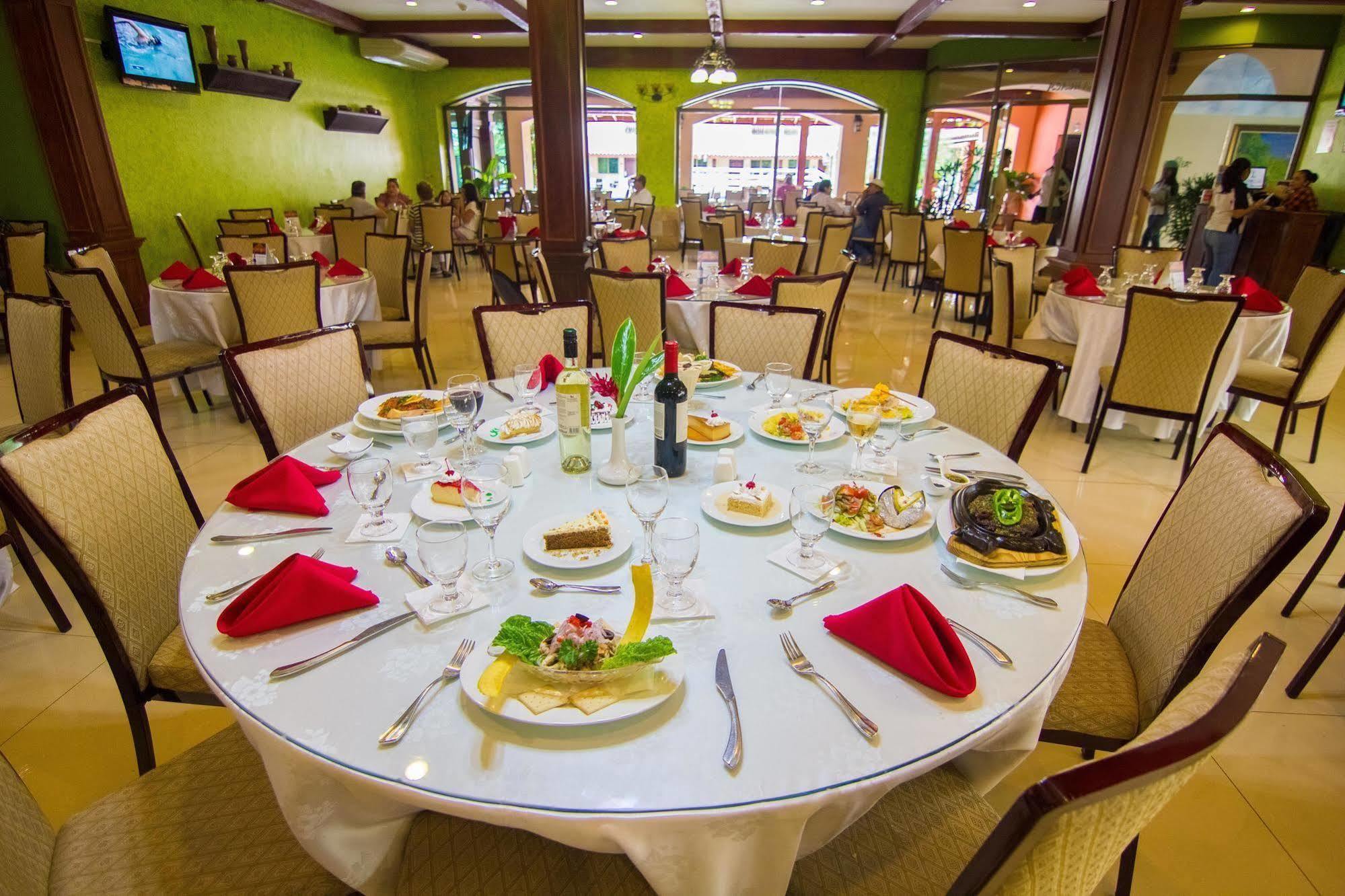 Gran Hotel Azuero Chitré Екстериор снимка